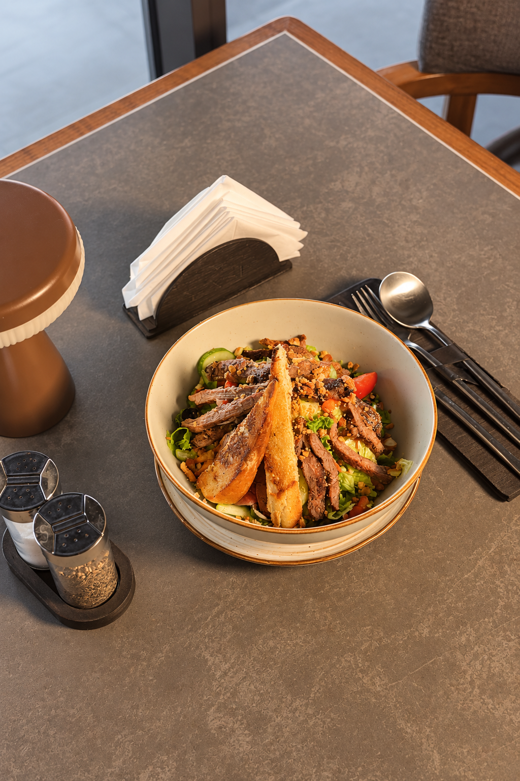CAJUN STEAK SALAD